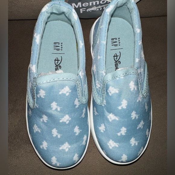 Disney Mickey Mouse Slip On Toddler Shoes Baby Gap NWT - Picture 2 of 4